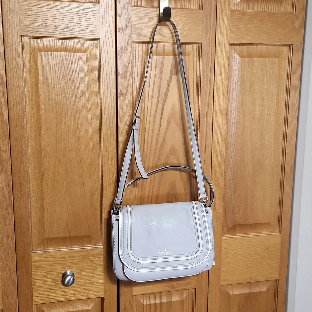 Kate Spade Gray & White Handbag - Picture 5 of 9